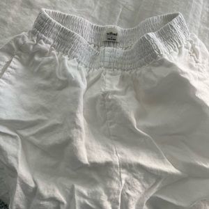 Aritzia Wilfred Free Women's Gelato Linen Shorts